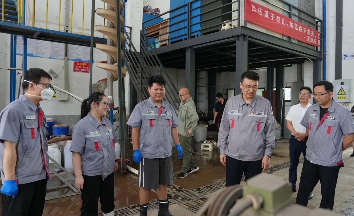 長沙礦冶院多措并舉護(hù)航汛期高溫安全生產(chǎn)